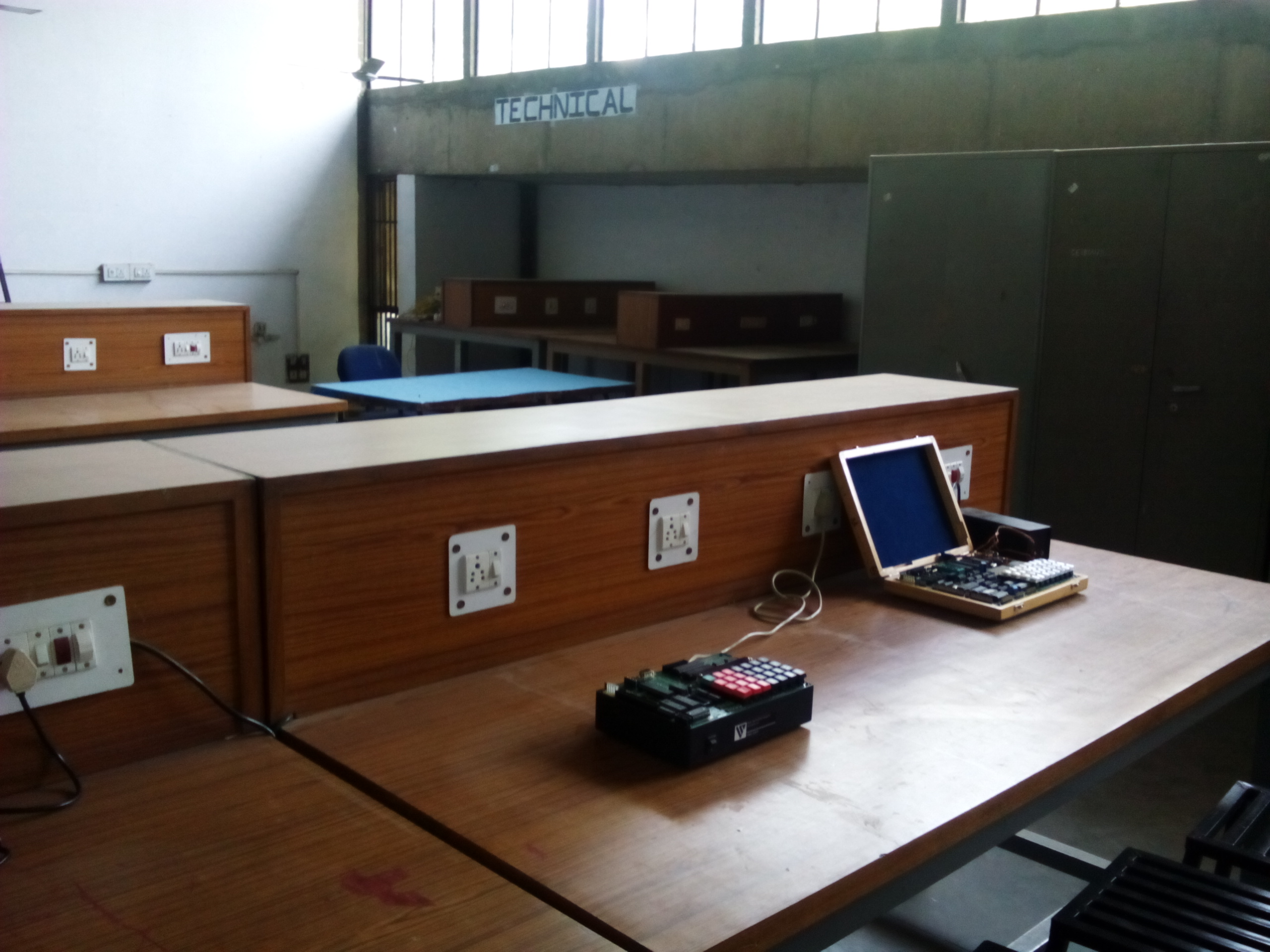 Microprocessor and Digital Electronics Lab